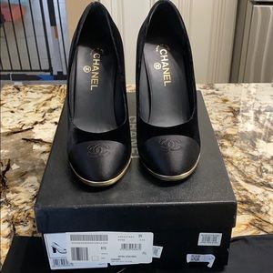 Chanel pumps